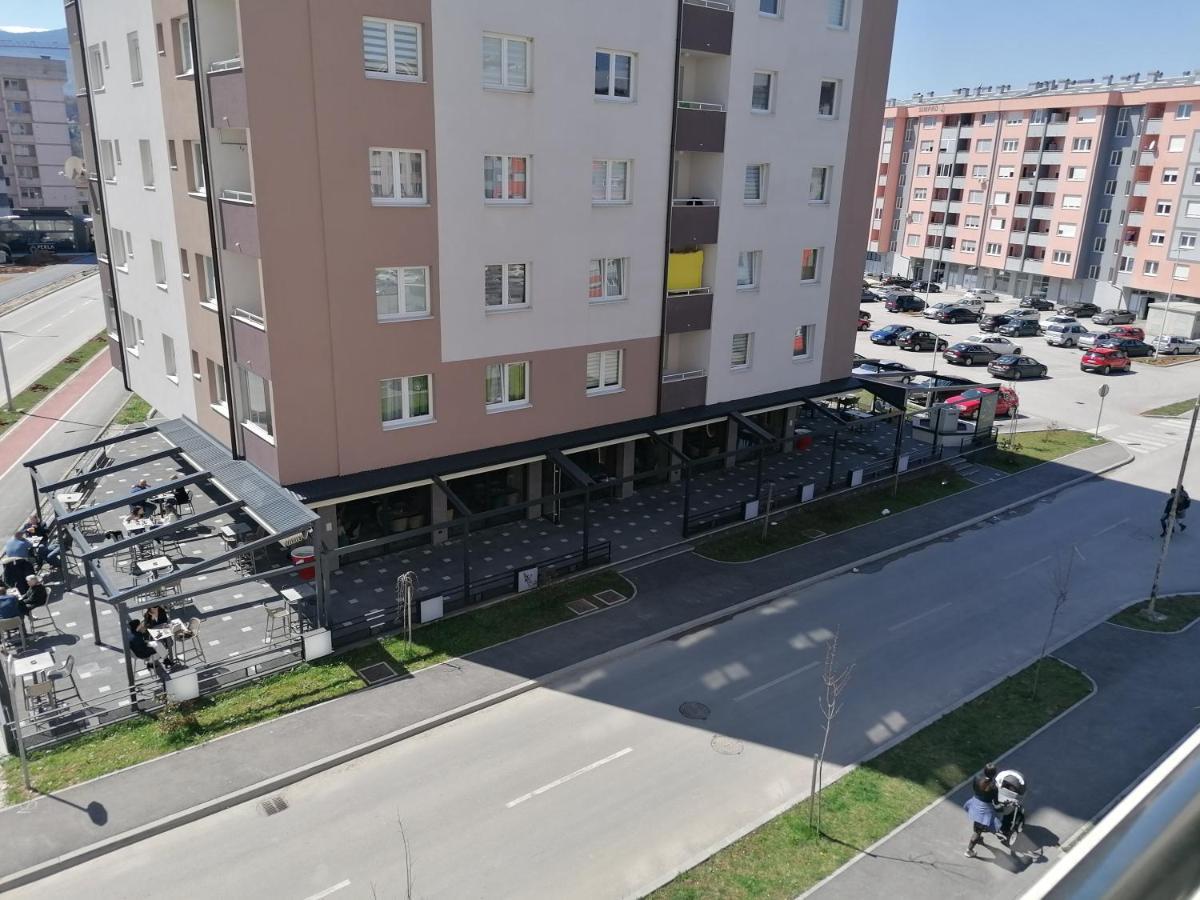 Stan na dan Nevena Appartement Lukavica Buitenkant foto