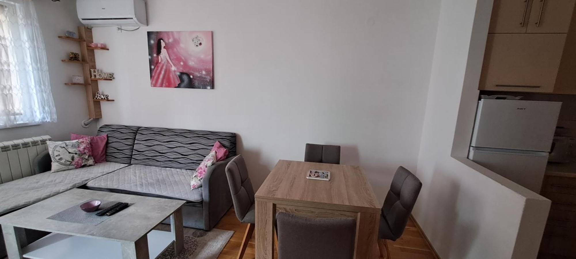 Stan na dan Nevena Appartement Lukavica Buitenkant foto