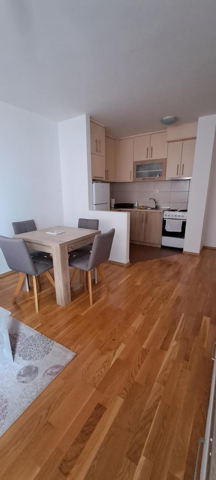 Stan na dan Nevena Appartement Lukavica Buitenkant foto