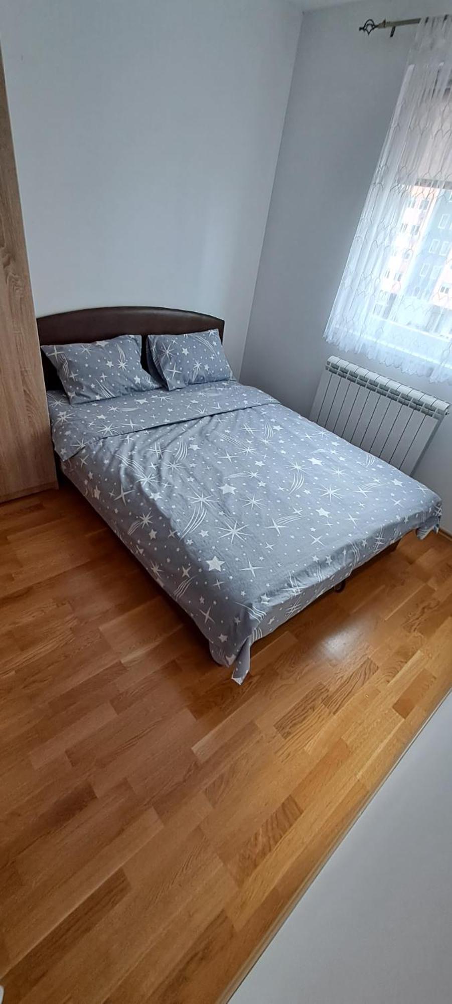 Stan na dan Nevena Appartement Lukavica Buitenkant foto